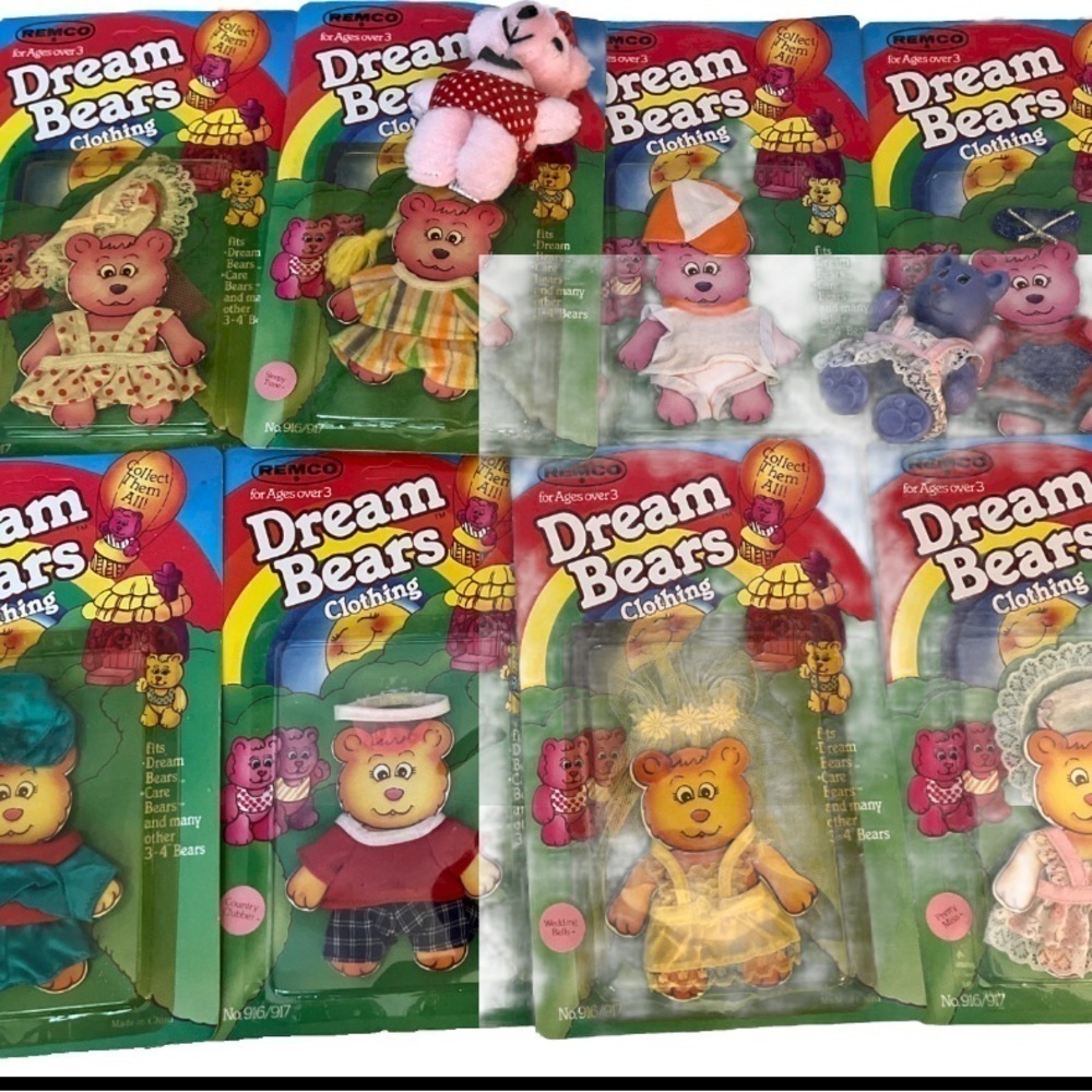 Vintage Remco Purple Dream Bear & Plus 9 Outfits - Picture 4 of 16
